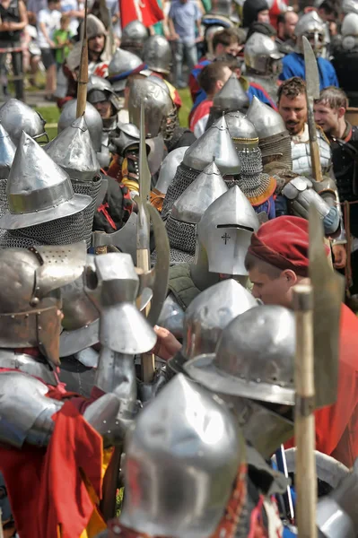 Cavalieri nel campo della lotta . — Foto Stock