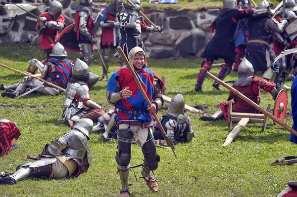 Knights in the field of fight. — Stock Photo, Image