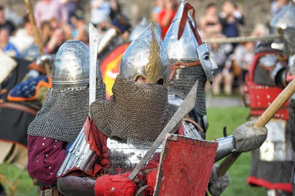 Knights in the field of fight. — Stock Photo, Image