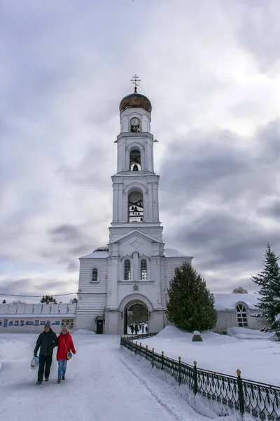 Raifsky moder Gud kloster i vinter — Stockfoto