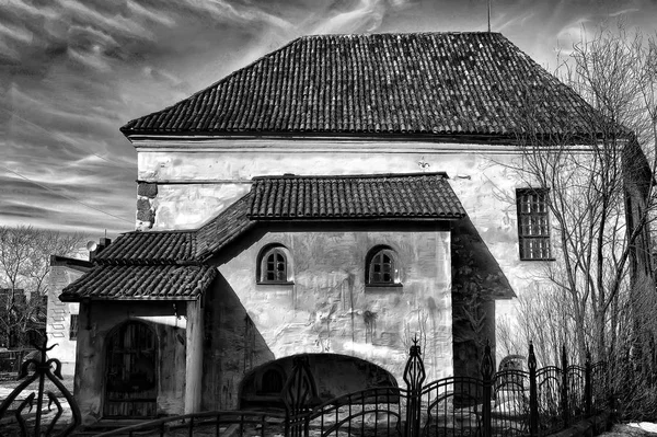 Vyborg, Rusya Federasyonu. Tarihi şehir merkezi. Ortaçağ dar döşeli St — Stok fotoğraf