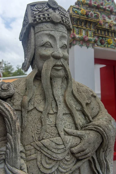 Zblízka starověký čínský bojovník kamenné sochy na wat Pho th — Stock fotografie