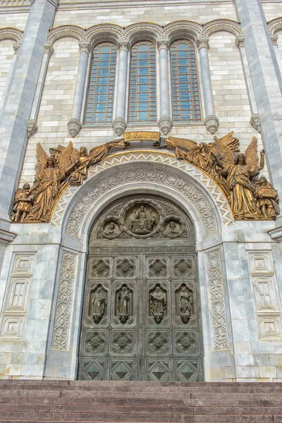 Fragmento de mobília externa de um templo cristão de Chri — Fotografia de Stock