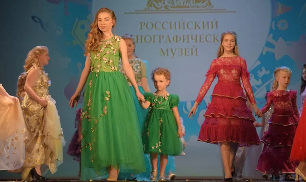 Rusko, Svatý Petrohrad 01, 06, 2019 charitativní XVII festival ch — Stock fotografie
