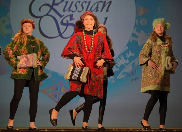 Rusia, San Petersburgo 01,06,2019 Beneficencia XVII Festival de Ch — Foto de Stock