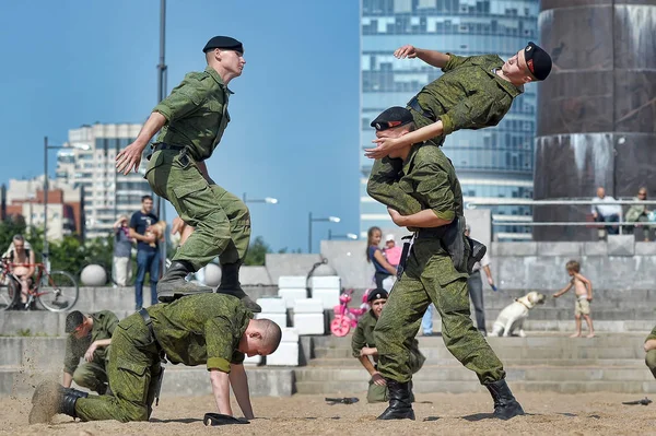 Demonstrative performance of the Marine Corps — Stock Photo, Image