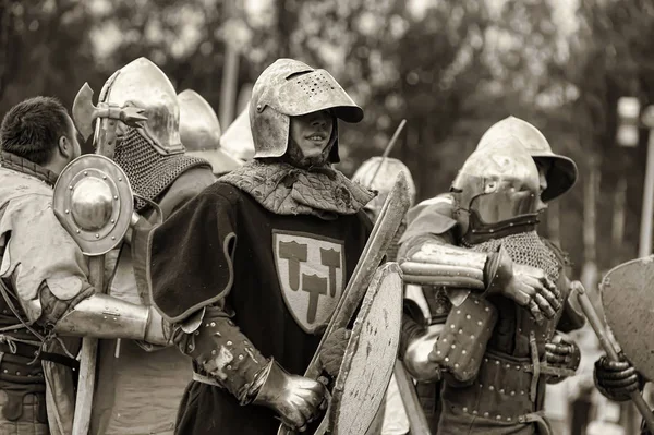 Festiwal militarno-historycznej odbudowy i kultu średniowiecznego — Zdjęcie stockowe