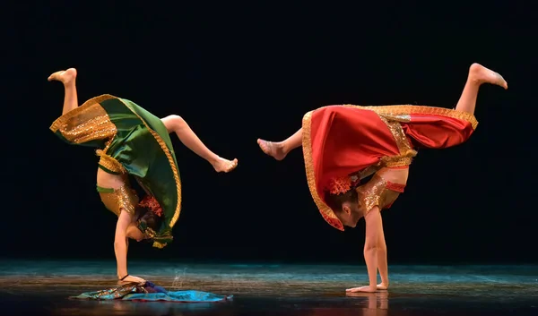 Rusia San Petersburgo 2019 Danza Clásica India Los Niños Escenario — Foto de Stock