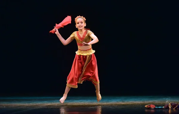 Rusia San Petersburgo 2019 Danza Clásica India Los Niños Escenario — Foto de Stock