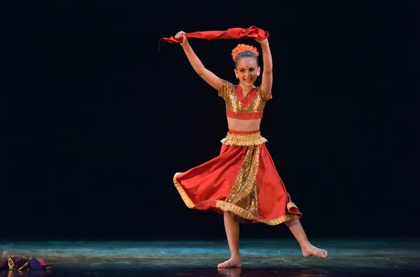 Russia Petersburg 2019 Indian Classical Dance Children Stage Performance Children — Stock Photo, Image
