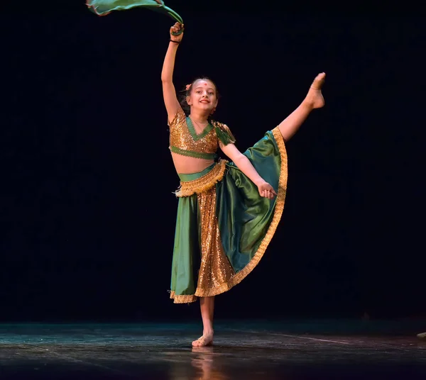 Rusia San Petersburgo 2019 Danza Clásica India Los Niños Escenario — Foto de Stock