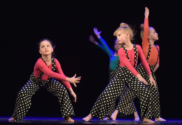 Russia San Pietroburgo 2019 Spettacolo Danza Collettiva Bambini Festival Aperto — Foto Stock