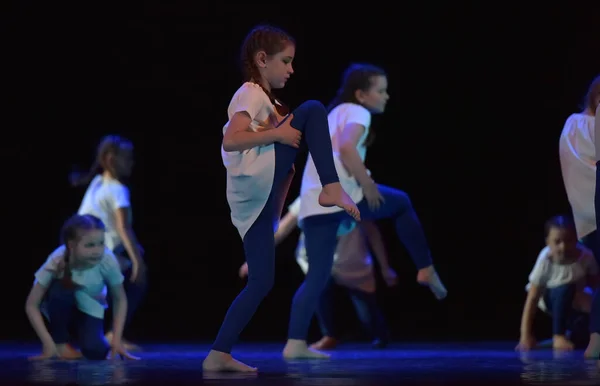 Russia San Pietroburgo 2019 Spettacolo Danza Collettiva Bambini Festival Aperto — Foto Stock