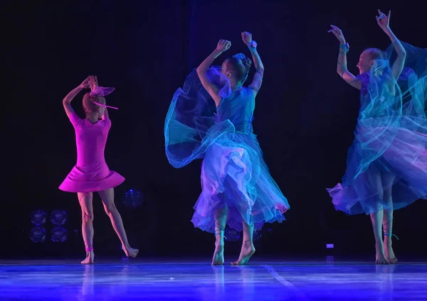 Russie Saint Pétersbourg 2019 Performance Ballet Groupe Danse Pour Enfants — Photo