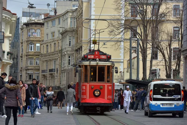 Turkey Istanbul 2018 Nostalgic Red Tram Istanbul Historic Tram Taksim — Stock Photo, Image