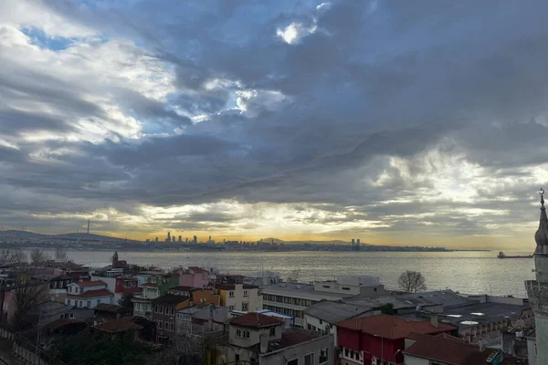 Türkiye Stanbul 2018 Günbatımı Borfort Manzarası Kentin Yerleşim Alanları — Stok fotoğraf