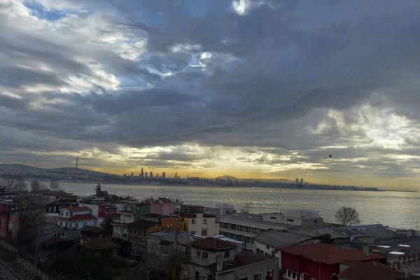 Türkiye Stanbul 2018 Günbatımı Borfort Manzarası Kentin Yerleşim Alanları — Stok fotoğraf