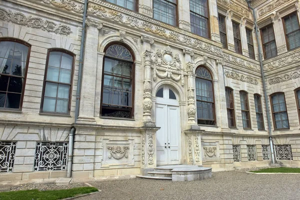 Istanbul Turkey 2018 Dolmabahce Palace Istanbul Turkey Palace Built 1856 — Stock Photo, Image