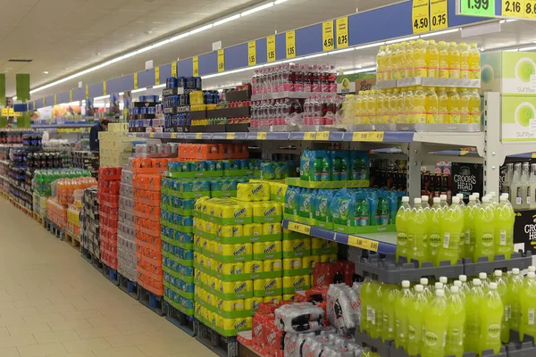 Finlandia Lappeenranta 2018 Bebidas Supermercado —  Fotos de Stock
