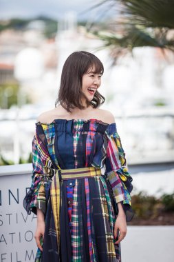 Cannes, Fransa - 15 Mayıs 2018: Oyuncu Erika Karata photocall için katılır ' Asako ı ve II (Netemo Sametemo)' 71 yıllık Cannes Film Festivali, Palais des Festivals sırasında
