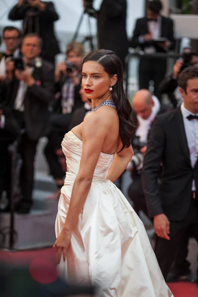 Cannes France May 2018 Model Adriana Lima Attends Screening Burning — Stock Photo, Image