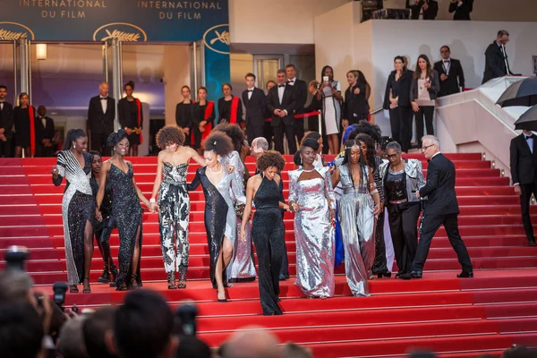 Cannes France Mai 2018 Les Auteurs Livre Noire Est Pas — Photo