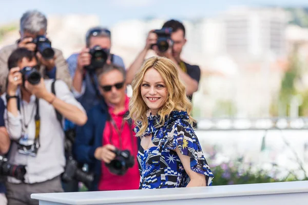 Cannes Frankrike Maj 2018 Skådespelerskan Vanessa Paradis Sköter Fototillfälle För — Stockfoto