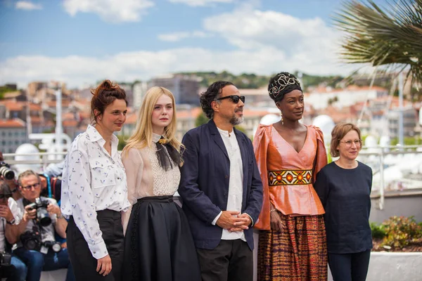 Cannes Fransa Mayıs 2019 Alice Rohrwacher Elle Fanning Alejandro Gonzalez — Stok fotoğraf