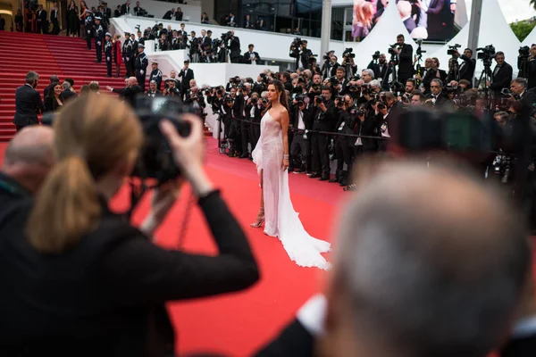 Cannes France Mai 2019 Alessandra Ambrosio Besucht Die Eröffnungszeremonie Und — Stockfoto
