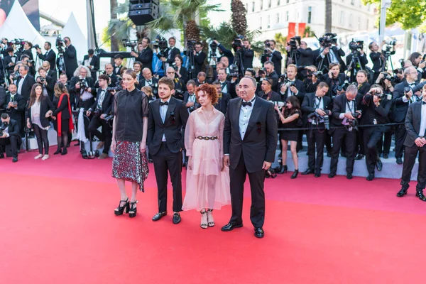 Cannes Fransa Mayıs 2019 Yapımcı Alexandr Rodnyansky Aktris Vasilisa Perelygina — Stok fotoğraf