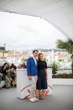 Cannes, Fransa - 17 Mayıs 2019: Michael Angelo Covino ve Judith Godreche 72.