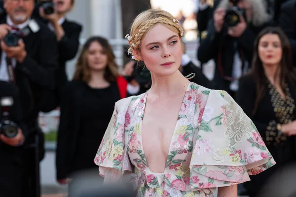 Cannes France Mai 2019 Elle Fanning Assiste Projection Les Misérables — Photo