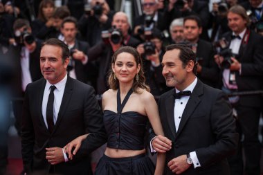 Cannes, Fransa - 20 Mayıs 2019: Jean Dujardin, Marion Cotillard ve Gilles Lellouche 72.