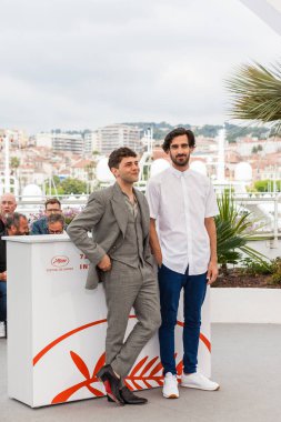 Cannes, Fransa - 23 Mayıs 2019: Yönetmen Xavier Dolan ve Gabriel D'Almeida Freitas, 72.