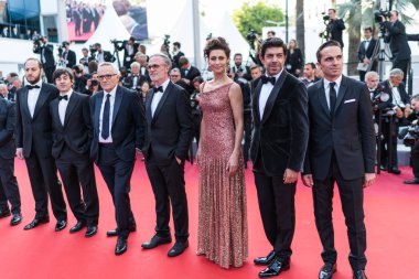 Cannes, Fransa - 23 Mayıs 2019: Pierfrancesco Favino, Maria Fernanda Candido, Marco Bellocchio, Luigi Lo Cascio, Fausto Russo Alesi 72.