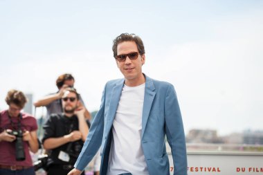 Cannes, Fransa - 25 Mayıs 2019: Reda Kateb, 72. yıllık Cannes Film Festivali sırasında 