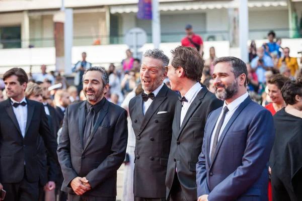 Cannes Frankrijk Mei 2019 Vincent Cassel Frans Regisseurs Eric Toledano — Stockfoto