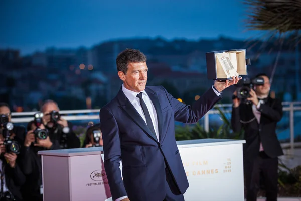 Cannes Francia Mayo 2019 Actor Español Antonio Banderas Celebra Trofeo — Foto de Stock