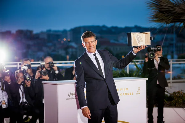 Cannes Frankrike Maj 2019 Spansk Skådespelare Antonio Banderas Innehar Sin — Stockfoto
