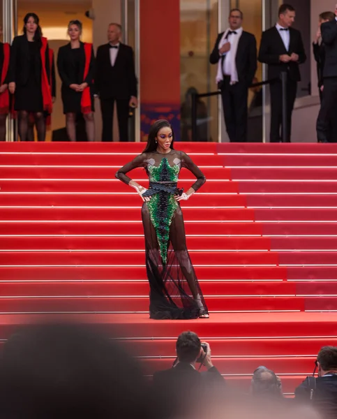 Cannes, Fransa - 22 Mayıs 2019: Winnie Harlow 