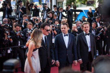 Cannes, Fransa - 21 Mayıs 2019: Brad Pitt Leonardo Dicaprio, Quentin Tarantino ve Margot Robbie 72.