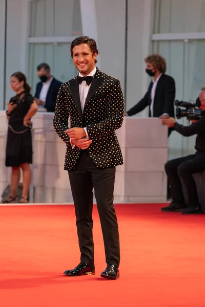 Venise Italie Septembre 2020 Diego Boneta Marche Sur Tapis Rouge — Photo