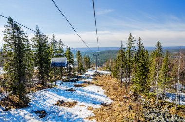 Ski lift ski Resort erken baharda 