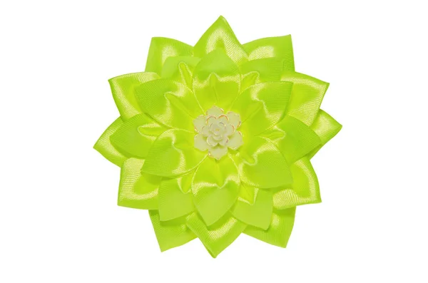 人造绿色的花 用缎带手工制作 隔离在白色背景上 — 图库照片