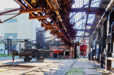 NIZHNY TAGIL, RUSSIA - 21 AĞUSTOS 2016: Martin shop. Madencilik üretim ekipmanları müzesi. Rusya, Ural, Nizhny Tagil