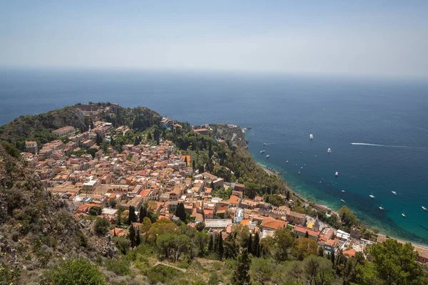 Taormina Sicilya İtalya yukarıda Tepesi'nden bir havadan görünümü