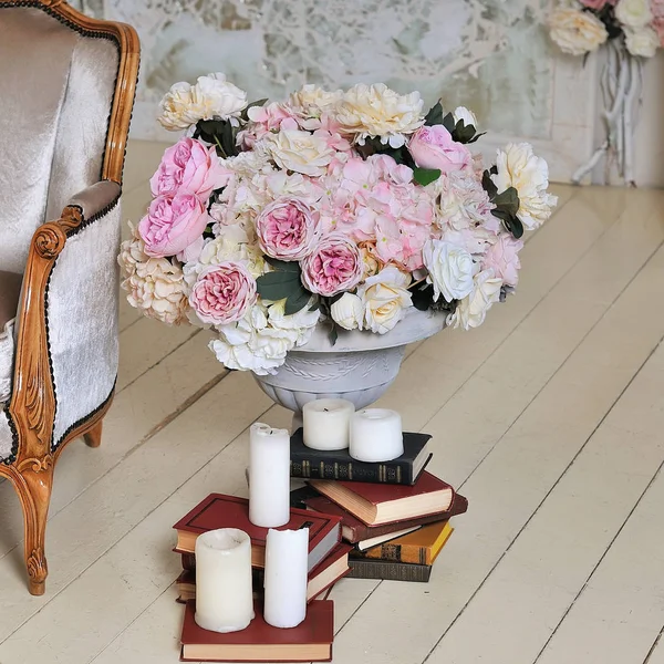 Çiçekli stüdyosunun Vintage zengin iç