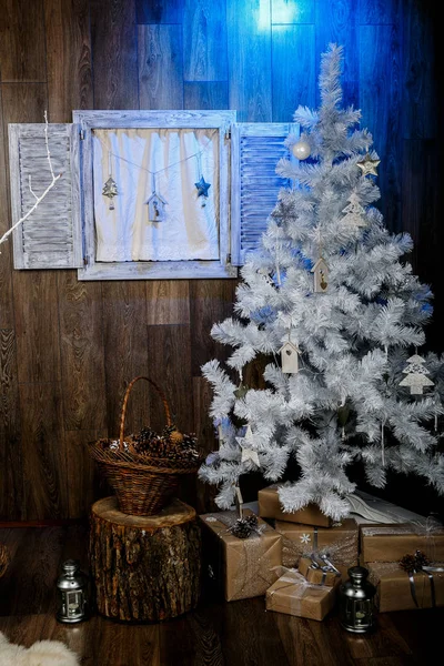 Зимний Фон Рождеством Новым Годом Открытки Рождественская Елка Украшениями Синим — стоковое фото