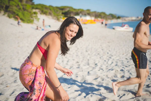 Group Friends Millennials Having Fun Beach — Stock Photo, Image