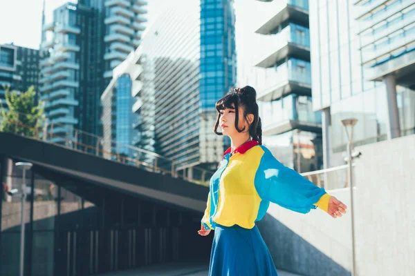 Young Asian Woman Outdoors Spreading Arms Diverse Feeling Free Woman — Stock Photo, Image